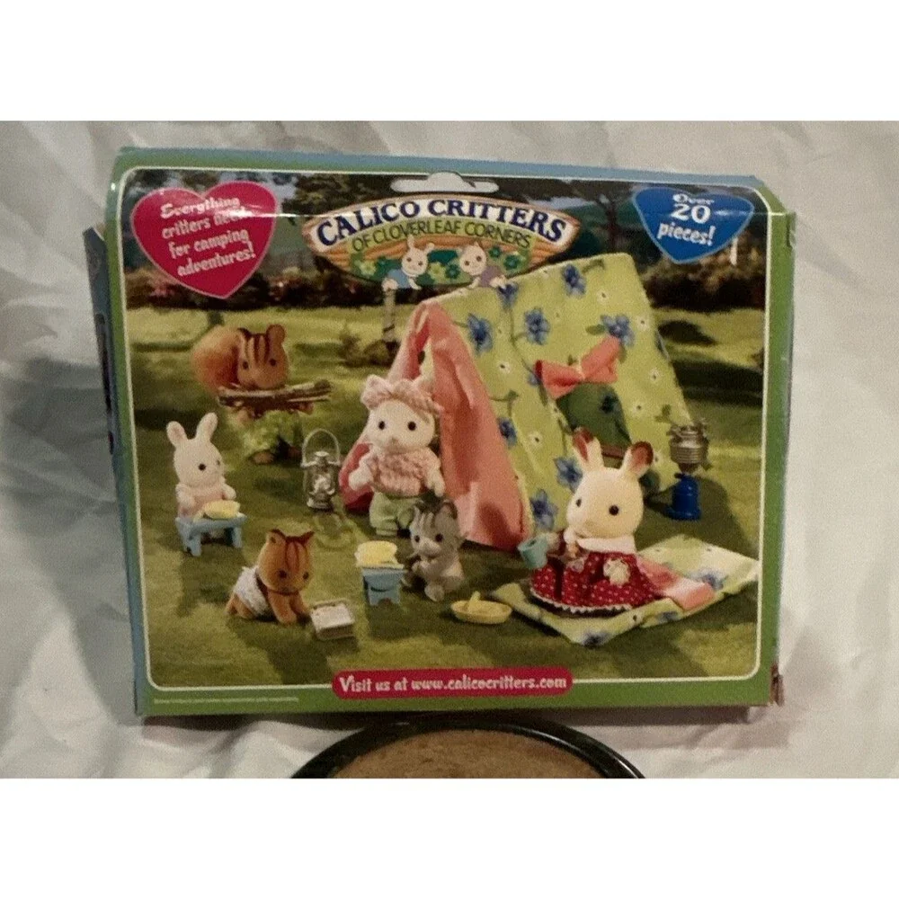 Calico Critters Let's Go Camping Doll Playset 20+ Pc Tent/Doll CC1425 Age 3+